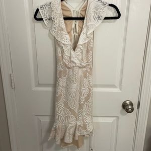 Stunning white/nude backless dress!! Size XS